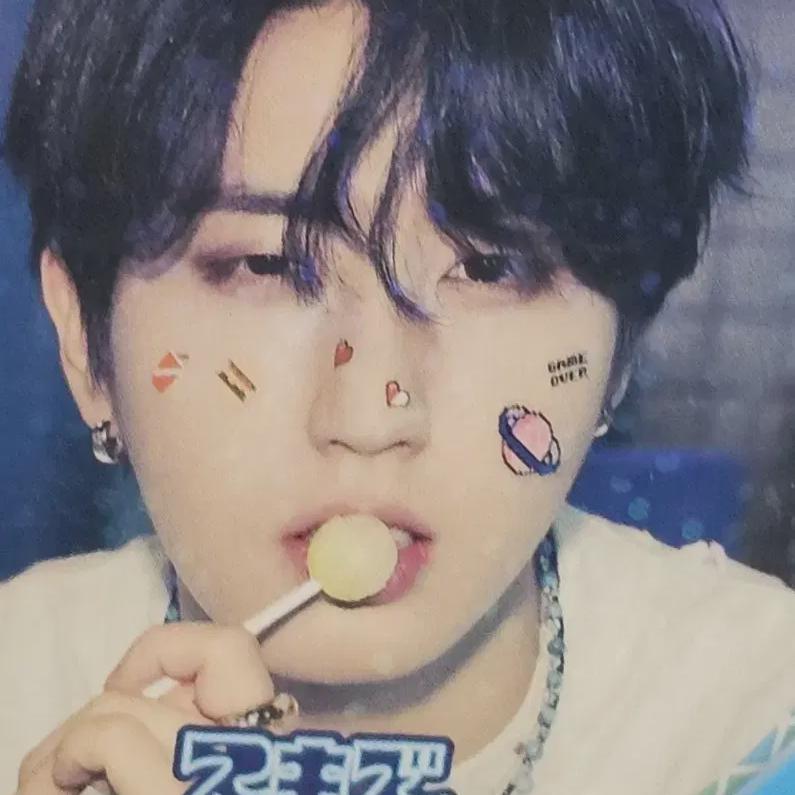 

Straykids Сауна Значок Хан