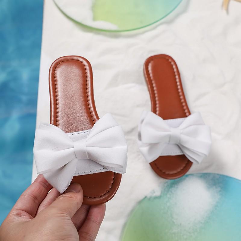 

Летние детские шлепанцы плоские с бантиком милые белые бежевые детские слайдеры легкие слипоны модные для отдыха отпуска детские сандалии 26-36 36-Insole22cm бежевый
