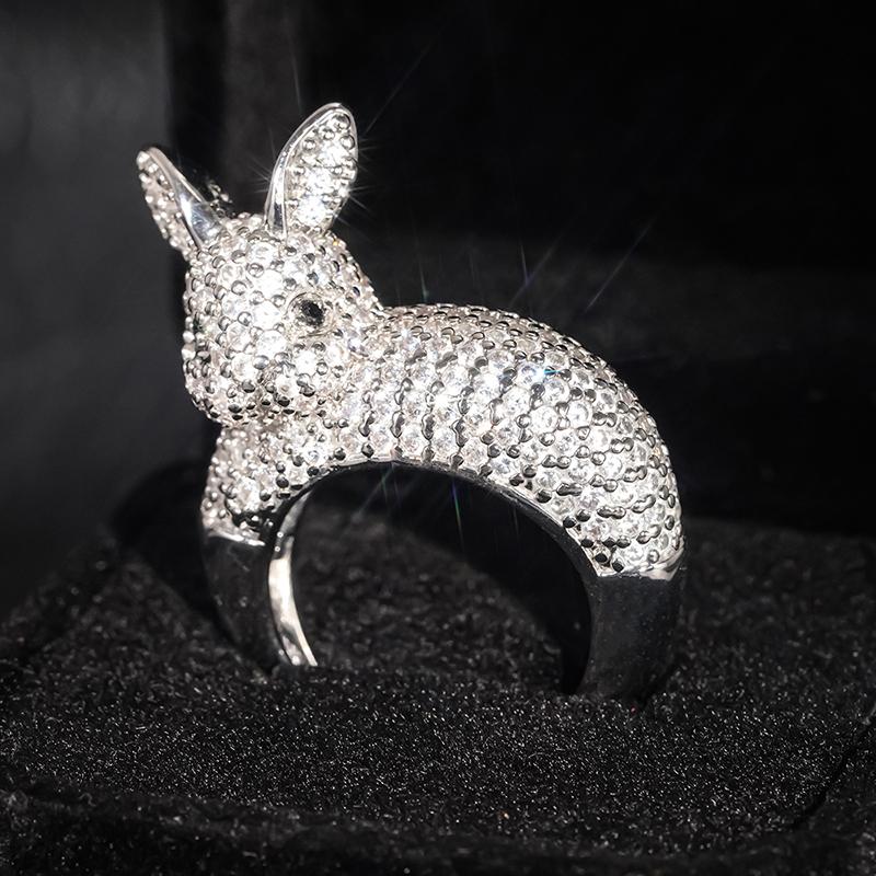 Huitan Unique Rabbit Rings for Women Dazzling Cubic Zirconia Lovely Lady Animals Finger Accessories Sweet Trendy Party Jewelry