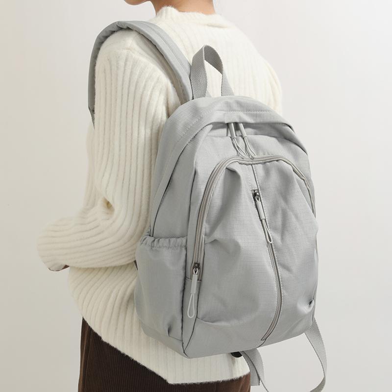 Solid Color Travel Backpack Water-Repellent Large Capacity Schoolbag for Middle School Students