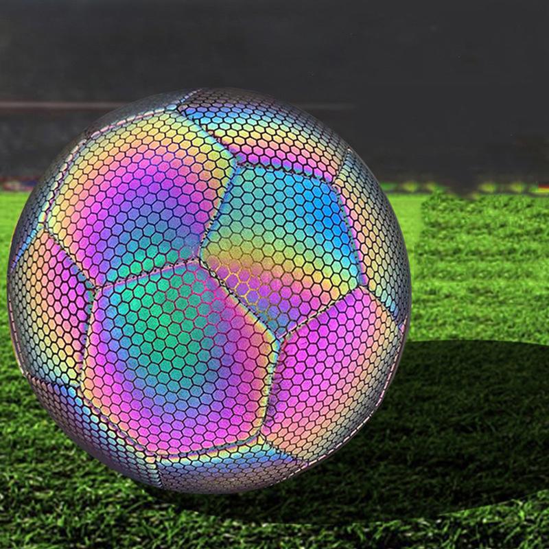 

A Single Reflective Soccer Ball Crafted from PU Material, Suitable for Training And Both Indoor And Outdoor Games