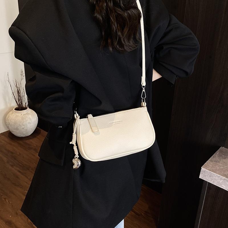 Popular Underarm Small Bag Women's New Versatile Casual Messenger Bag Commuter Shoulder Bag