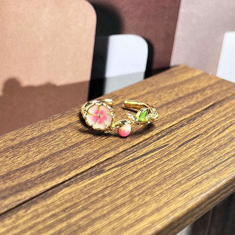 2026 Sweet and Cool Colorful Drip Glaze Temperament Court Style Retro Ring Female Flower Niche Ring