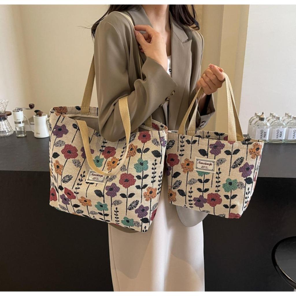New Simple Fashion Large Capacity Bag Commuter Handbag College Students Classroom Shoulder Bag