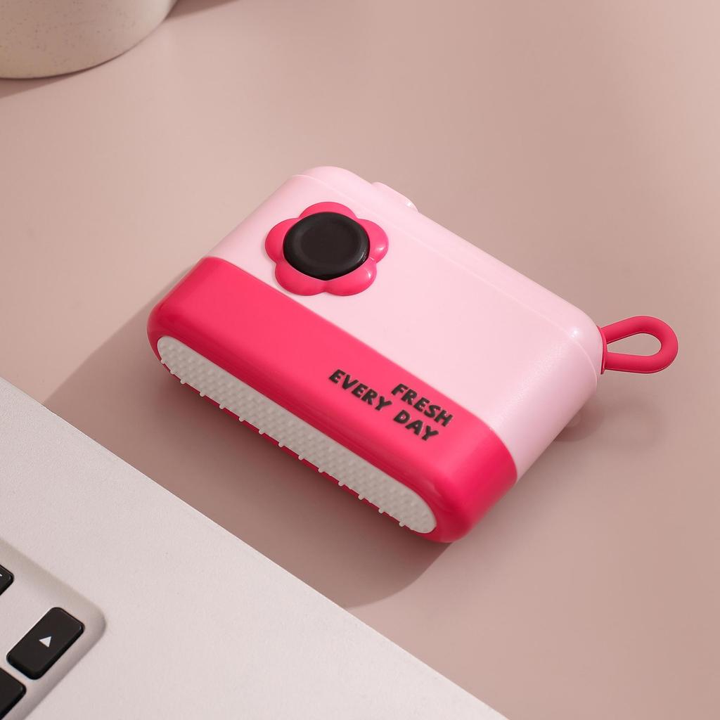 Washable 3-in-1 Cartoon Lint Remover: Portable Camera-Style Sticky Roller for Pet Hair