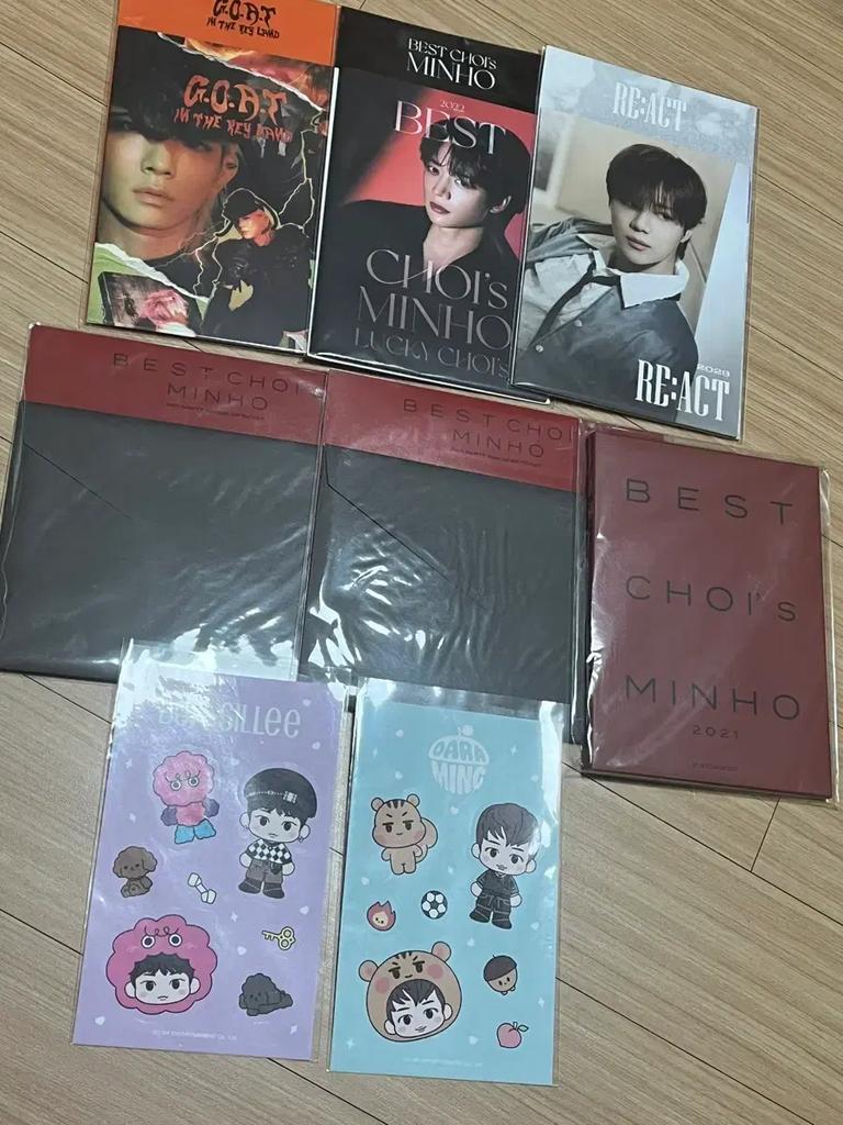 SHINee Taemin Key Kibum Minho AR Ticket, Postcard Book, Boxed Dressing Sticker