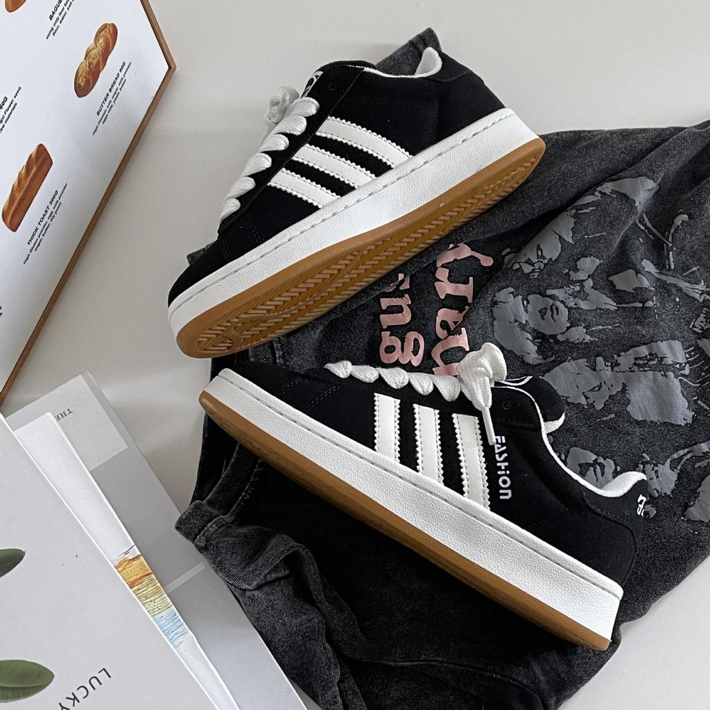 Spring New Flat Ins Retro Style Casual Sports Shoes