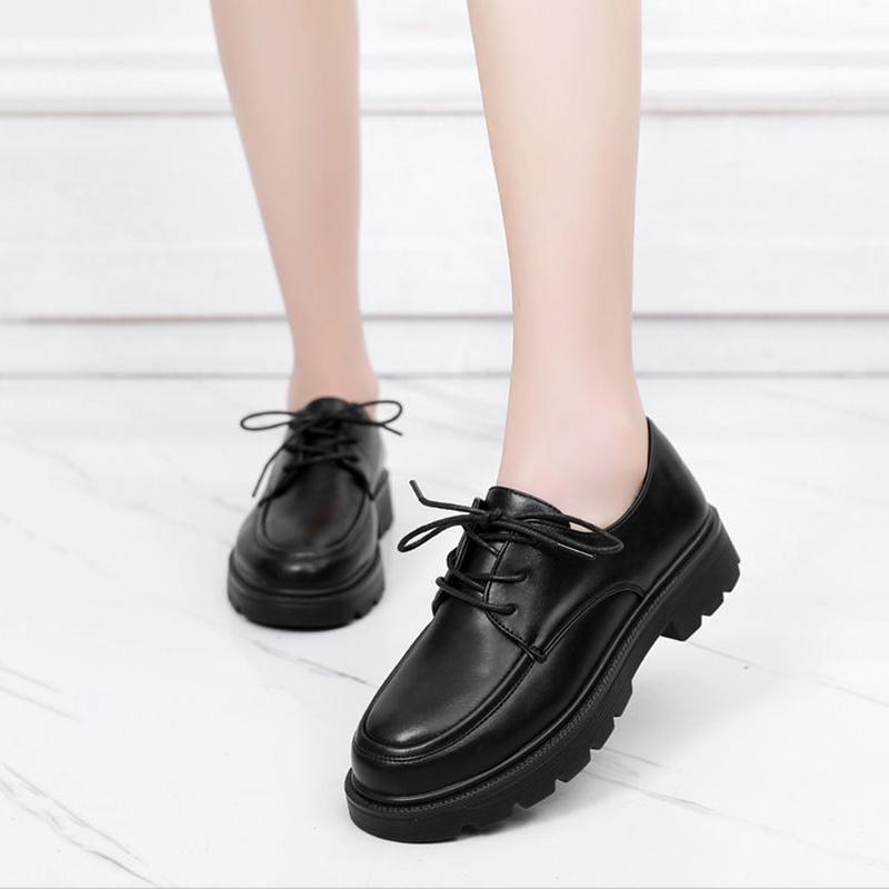 Protiskluzová pracovní obuv Dámská Černá kožená obuv Pohodlná a měkká Restaurace Kuchyně Matka středního věku Boty Single Boty Ploché