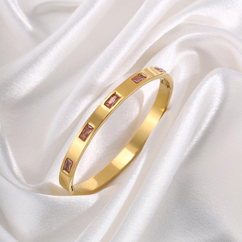 Zlatý titanový ocelový nerezový ocelový intarzovaný zirkonový pozlacený náramek stříbrný klasický jednoduchý styl růžové šaty vhodné pro ženy denní nošení