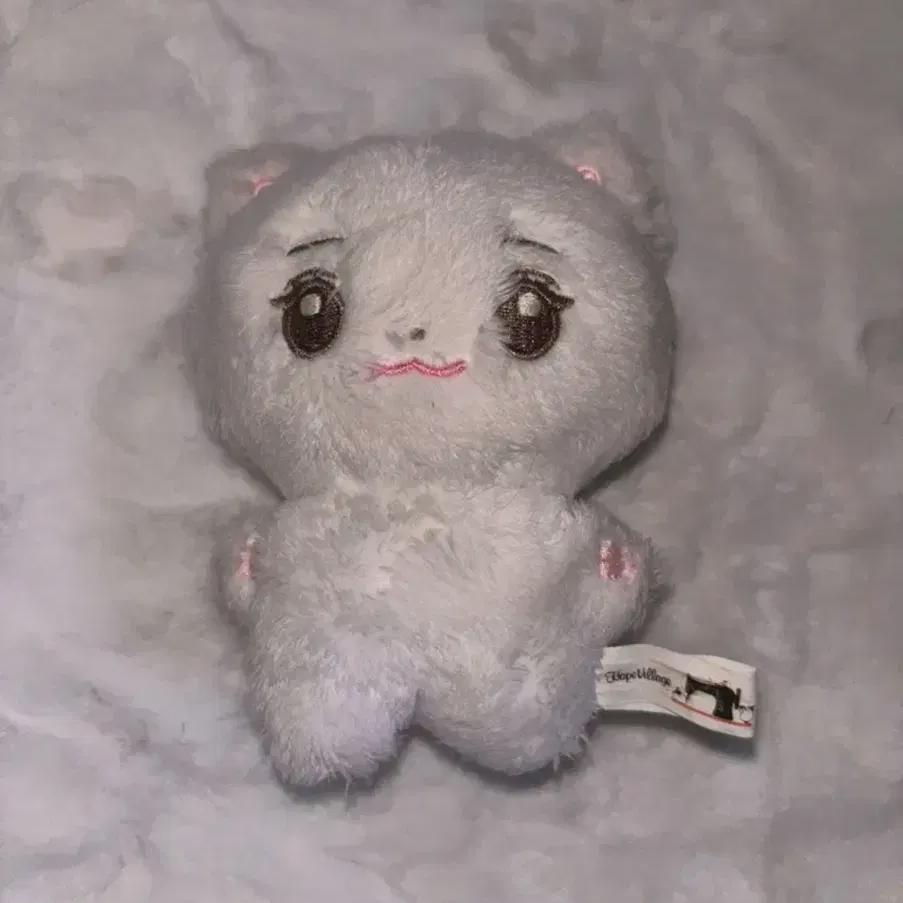 

IVE м Рэй Долл Леон