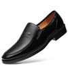 Scarpe Formali da Uomo in Pelle Marca di Lusso 2025 Mocassini Eleganti da Uomo Traspiranti Slip-on Neri Scarpe da Guida Taglia Plus 38-44