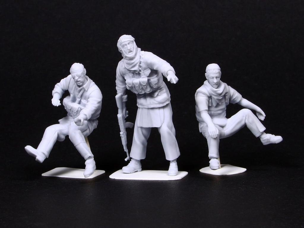 Valkyrie Miniature 1/35 Scale Resin Kit: Modern Middle Eastern Militia In an Armored Truck (3 Figures) VM35009