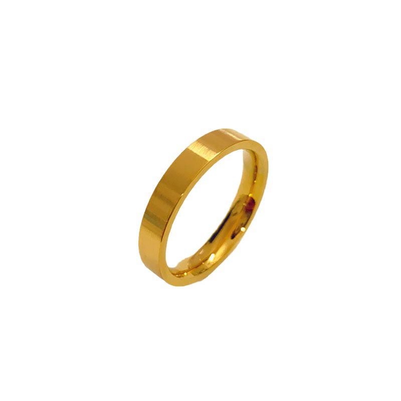 Klassischer vergoldeter Titanstahlring: Elegantes Unisex-Design, Nicht verblassend