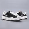 Leisure Sports Lace Up Real Leather Shoes and Canvas Shoes, Two Materials, Multiple Colors for Men and Women's Casual Shoes