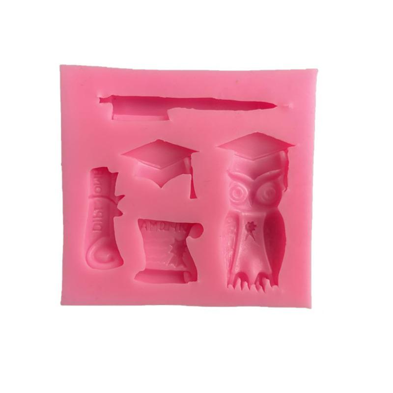 Silikónová forma maturitná čiapka Certifikát Modelovanie Fondantových foriem pre blahoželanie Grad Gratulujeme