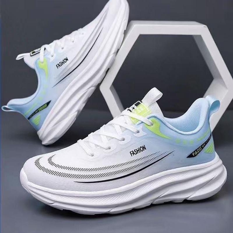 New White Sneakers Men's Shoes Summer Mesh Shoes Breathable Mesh Lightweight Soft-soled Student Running Shoes