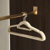10 Stück platzsparende beflockte Kleiderbügel für Erwachsene, rutschfeste Kleiderbügel zum Trocknen von Kleidern, rutschfeste Kleiderbügel zum Aufhängen im Kleiderschrank