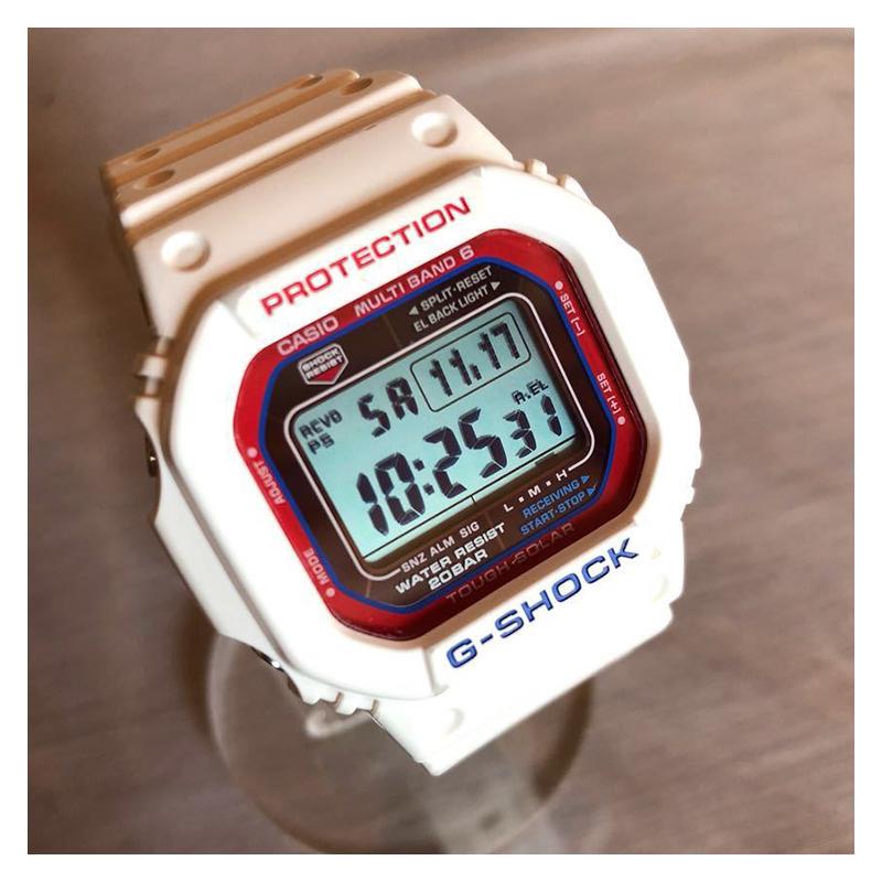 Casio G-SHOCK Clássico Tendência Moda Relógio À Prova d'Água e Resistente a Choques Movimento Quartzo Solar Pulseira de Resina Relógio Japonês e Coreano GW-M5610TR-7PR