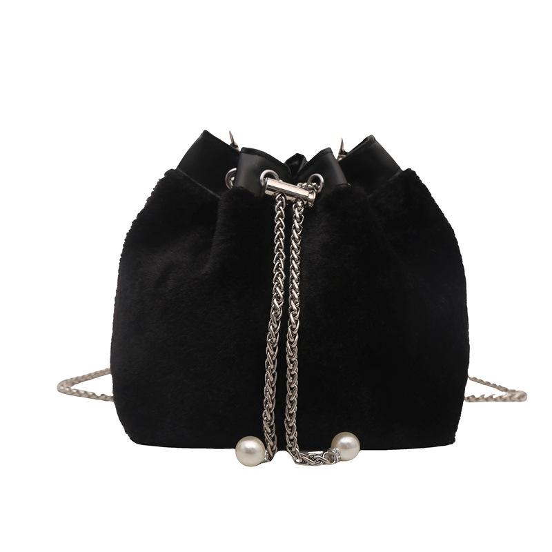Niche fashion winter bag women's 2025 new personality trend bucket bag beautiful casual messenger bag casual bag