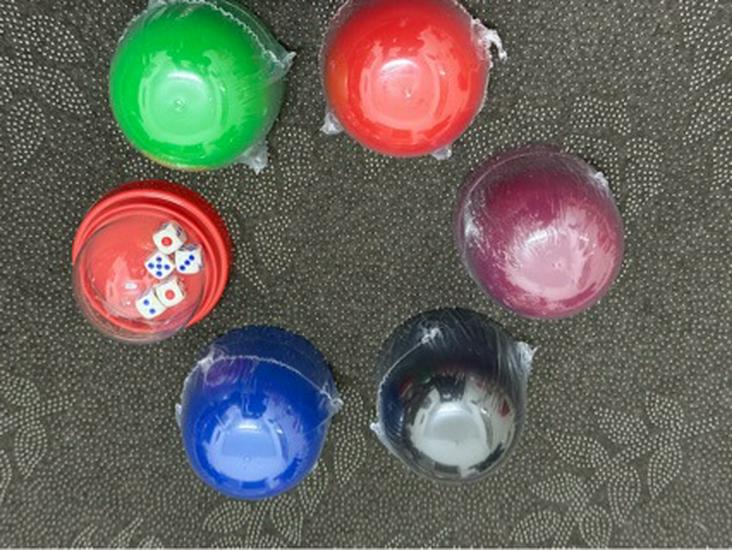 Anti-Spill Sieve with Transparent Lid, Tray, and Dice Cup Shaker