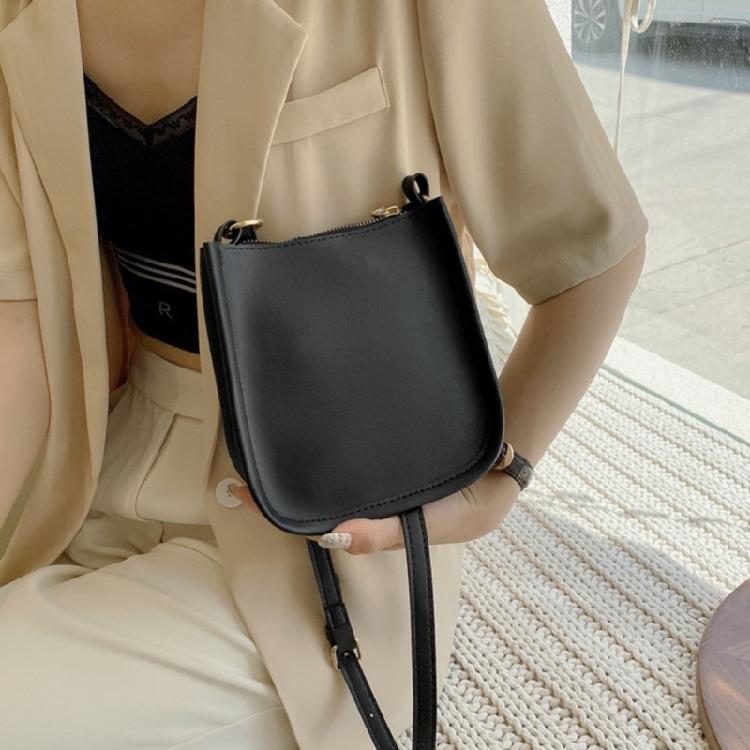 Women Shoulder Handbag Crossbody Bag for Girls PU Leather Shopping Clutch Purse
