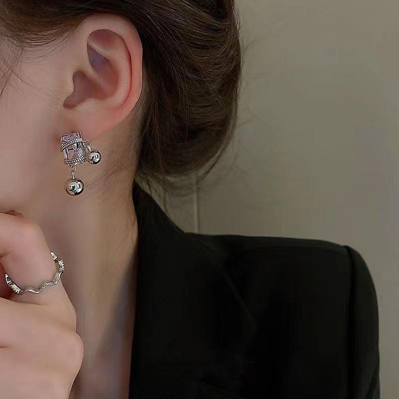 European Retro Chain Stainless Steel Rhinestone Stud Earrings for Women