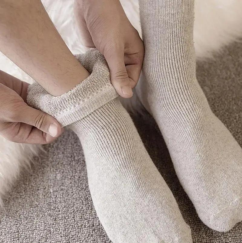 1Pairs Of Winter Men's Thick Socks Classic Business Solid Color Men's Socks To Keep Warm And Continue To Heat