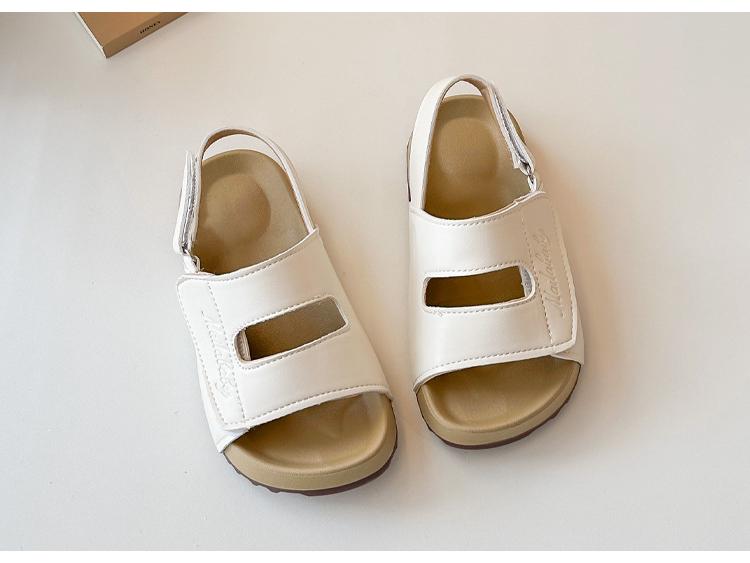 Sommer 2026: Vielseitige Klettverschluss-Sandalen für Mädchen – Neue lässige Strandschuhe von New Roman