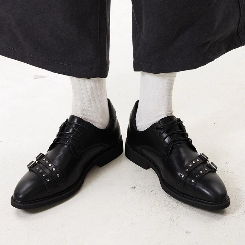 Fashion Retro Black Narrow Band Design Low Heel Pumps Women Fashion Metal Rivet Buckle Decorate Loafers Elegant Commuting Office Shoes