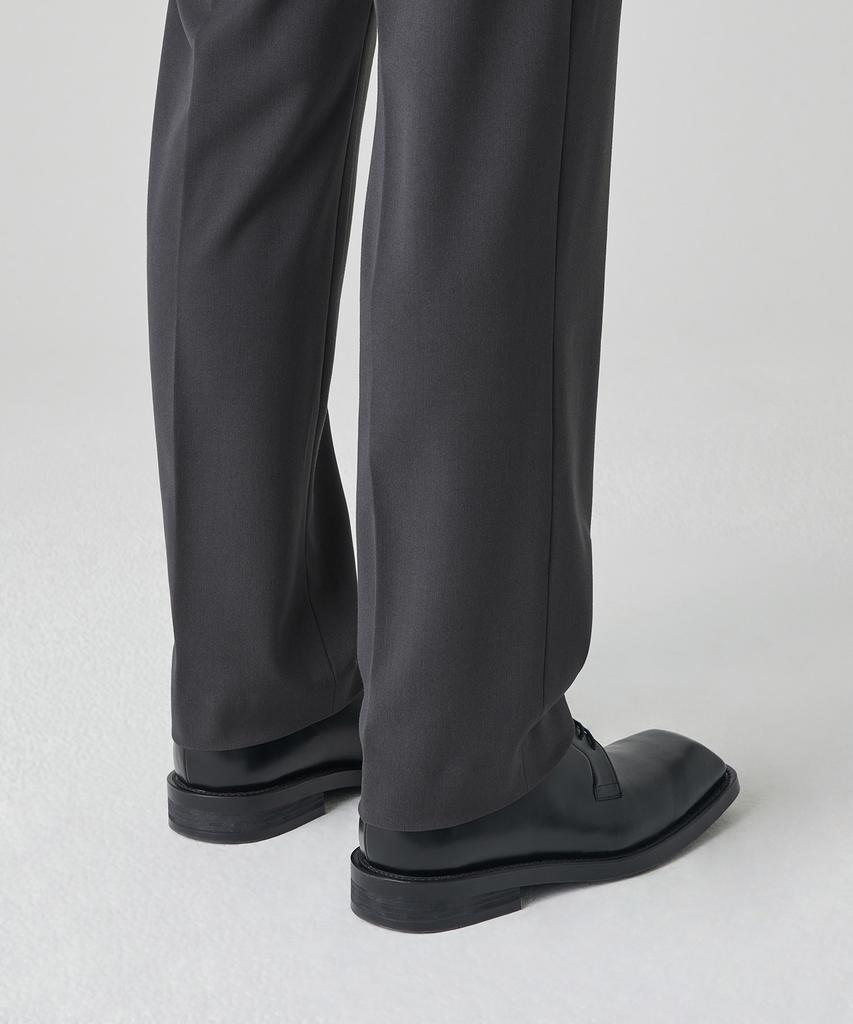 MUSINSA STANDARD Straight Hidden Banding Slacks [Gunmetal]