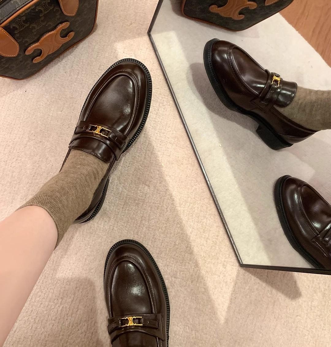 

Золотая пряжка ленивые туфли одинарные женские маленькие кожаные туфли 40