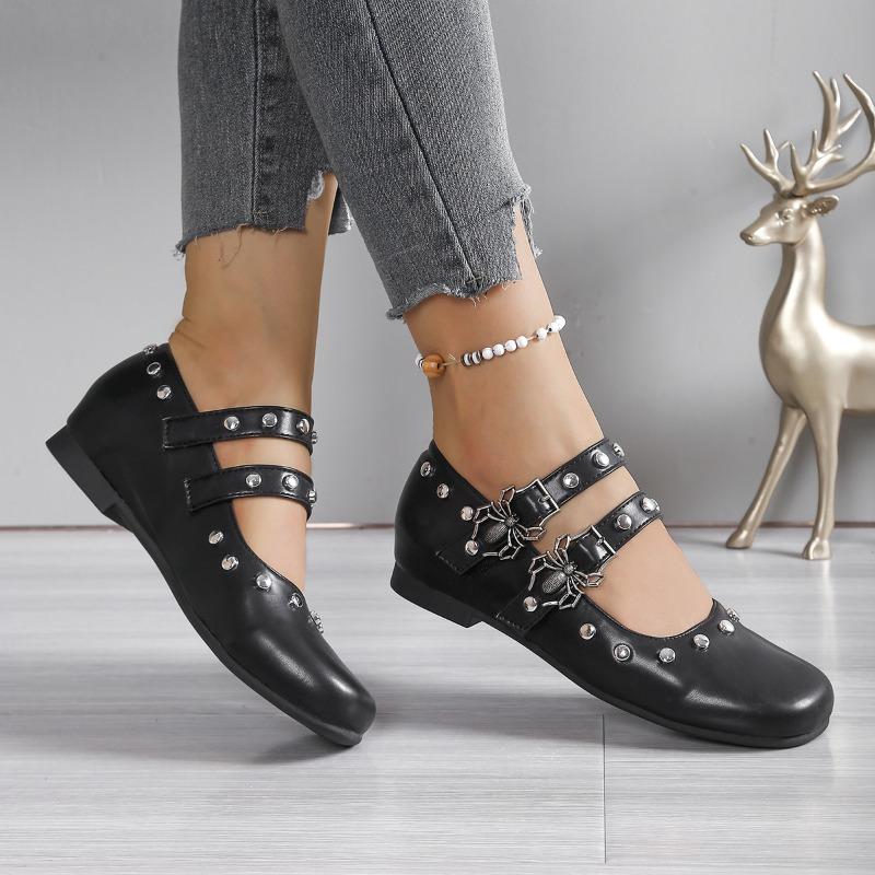Vintage Rivet Mary Jane Shoes Women's Autumn New Round Toe Shallow Mouth Metal Buckle Soft Sole Non-slip Wear-resistant Flats
