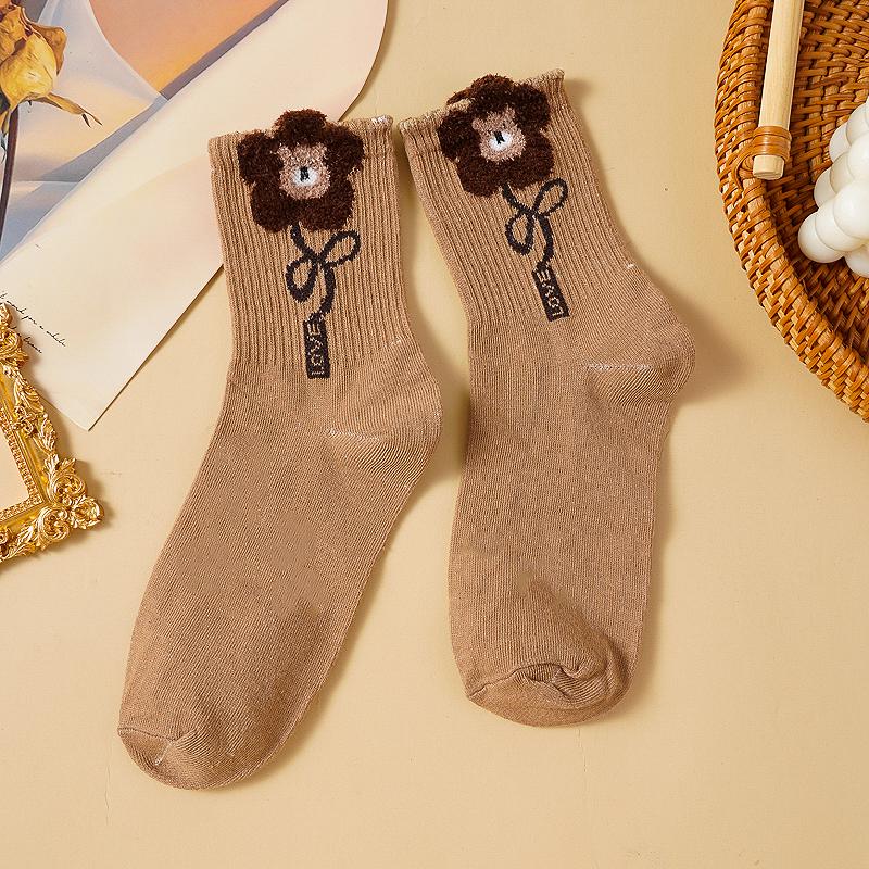 5 Pairs Women's Brown Retro Mid-tube Socks Autumn Winter Warm Pile Socks College Style Socks