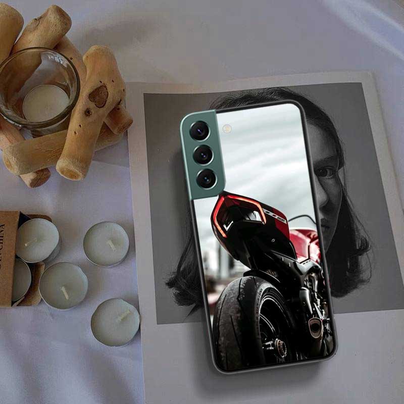 Motorcycle Rear Wheel Exhaust Phone Case For Samsung Galaxy S22 S25 Ultra S21 S10 Plus S26 Edge S20 S23 S24 FE Cover Silicon