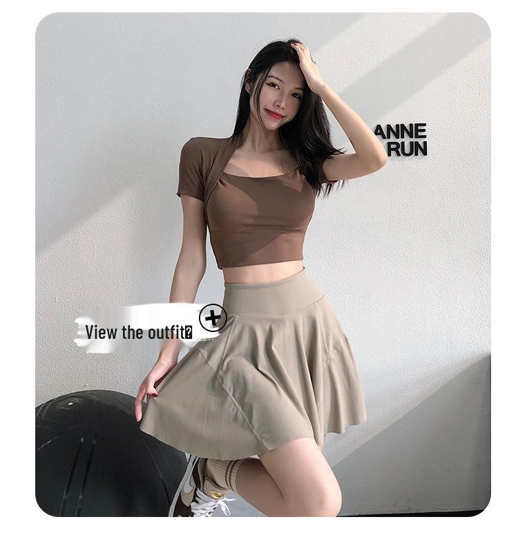 Damen Quick-Dry Yoga T-Shirt mit Nude-Feeling und herausnehmbaren Polstern