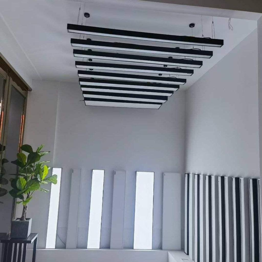 Modern Minimalist LED Classroom Light: Dustproof, Eye-Protecting, Energy-Saving Wrought Iron Surface-Mounted/Pendant Strip