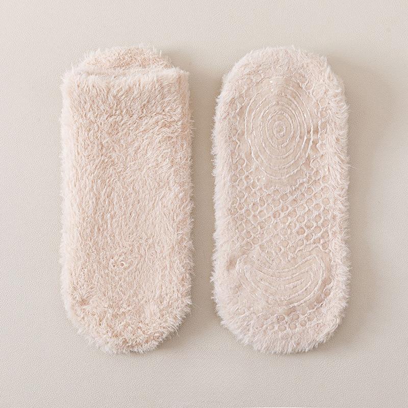 Soft Woolen Children's Thick Winter-spring Style Padded and Thick Warm Short Tube Non-slip Maternity Home Socks for Sleeping and Floor Use