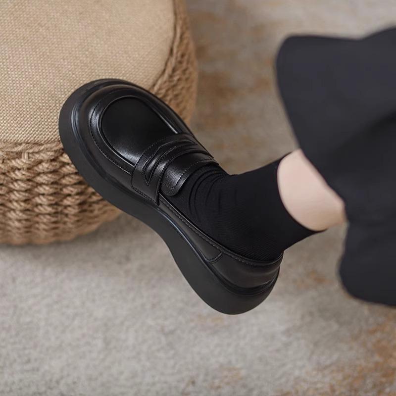 

Leather shoes women s spring and autumn new heightening muffin platform single shoes one pedal small leather shoes 35 чёрный
