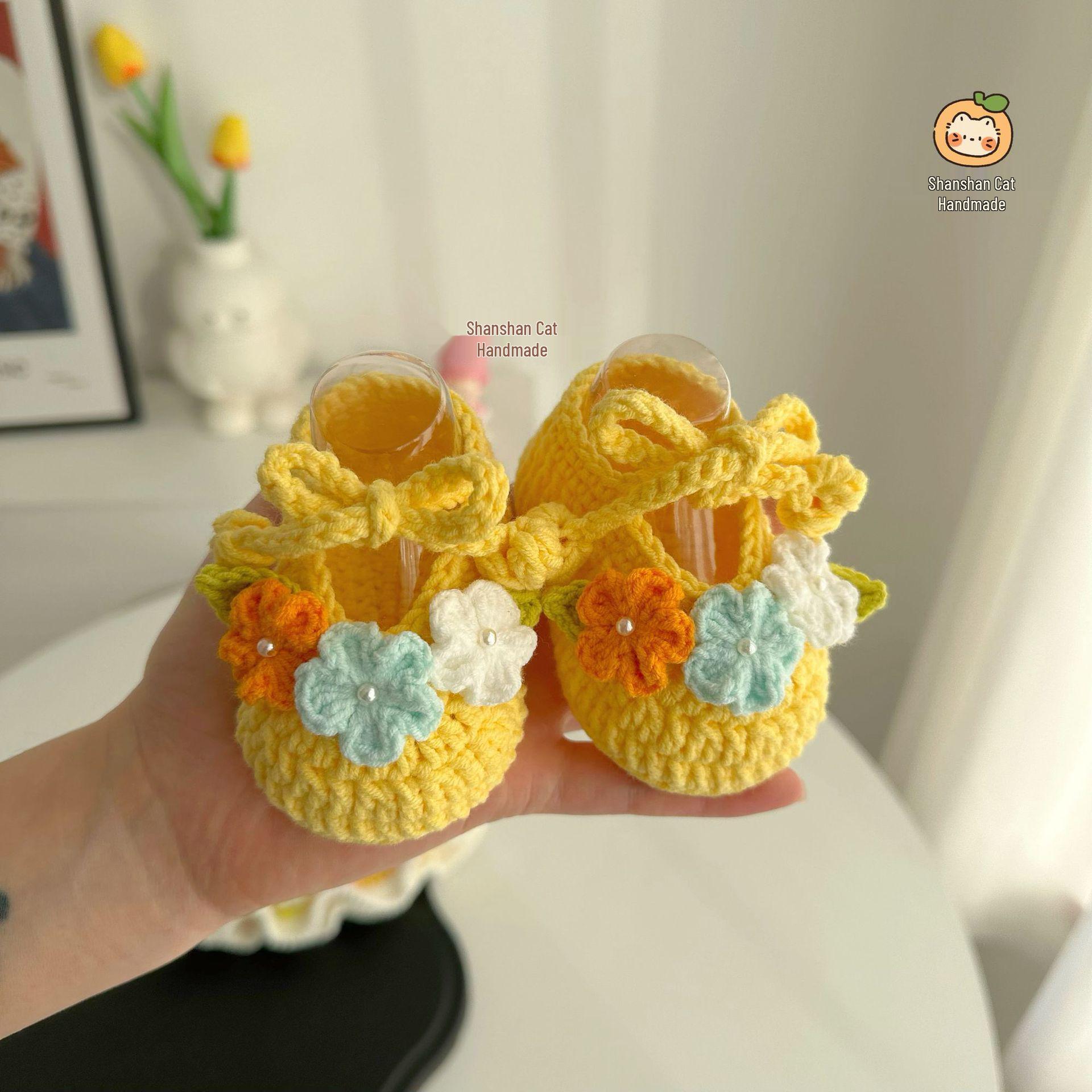 

Shanshan Cat Spring Flower Yarn Crochet Baby Shoes & Hat DIY Knitting Kit