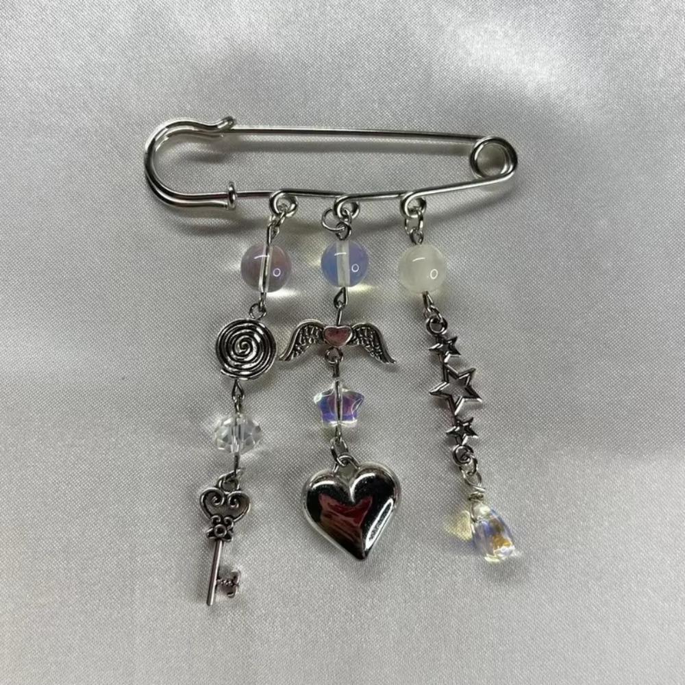 Bag Charm Sweet Brooch Clip Y2k Gothic Beaded Brooch Aesthetic Beaded Bag Pins  Bag Accessories