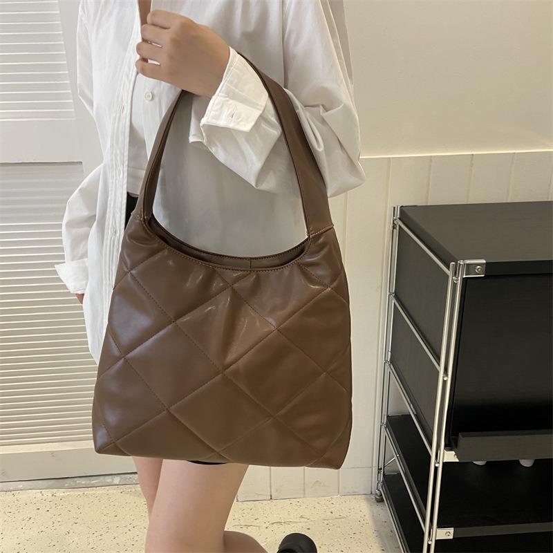 Premium Pleated Bag Women's Armpit Large Capacity Spring and Summer Retro Fashion Diamond Tote Bag Shoulder Bag