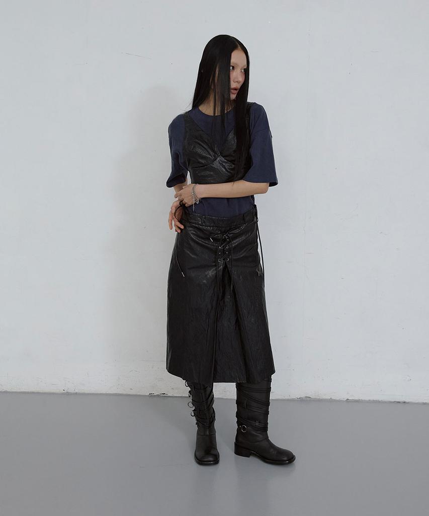 Uusoo Leather Eyelet Skirt_ Black