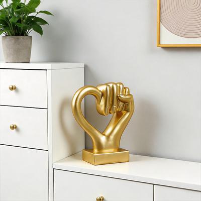 Collectibles Sculpture Holding Love Gesture Statue Creative Popular Home Decoration Modern Simple Study Desktop Decoration