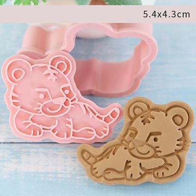8Pcs/Set  Biscuit Mold Forest Animal Shape Cookie Cutter Icing Fondant Cake Tool