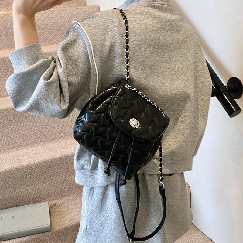 Love Embroidery Thread Chain When Bag Women 2025 Summer New College Student Class Backpack
