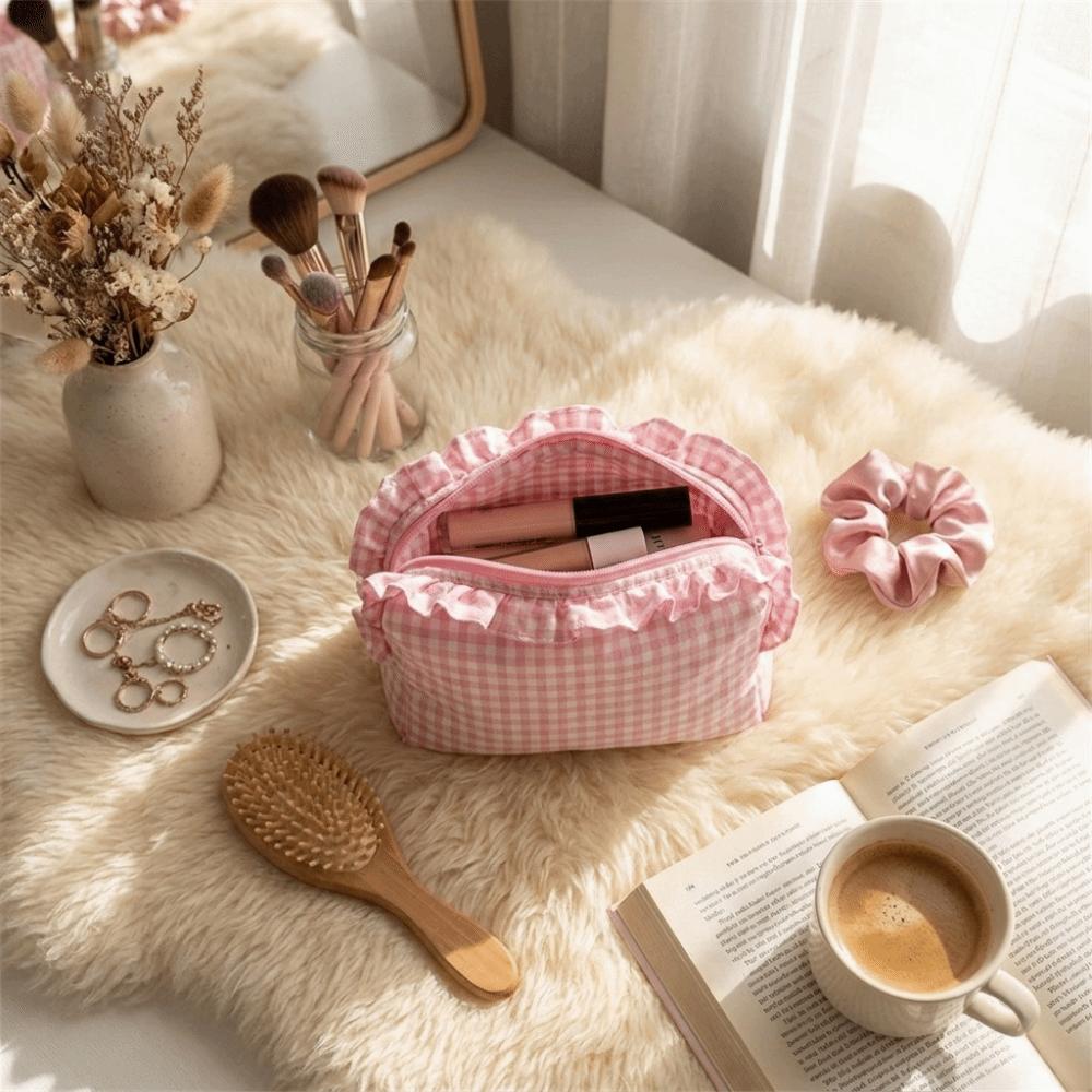Gingham Plaid Ruffle Edge Makeup Bag Large Capacity Toiletry Bag Plaid Pattern Cosmetic Bag  Travel