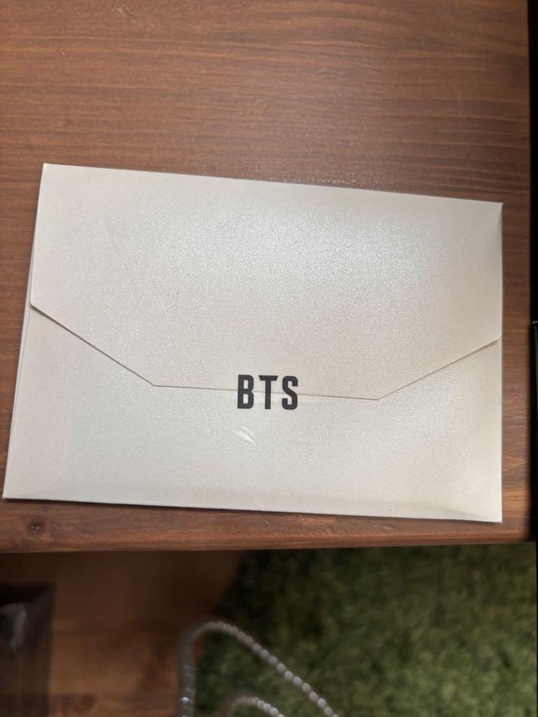[USED] BTS March Box Snow Globe 10