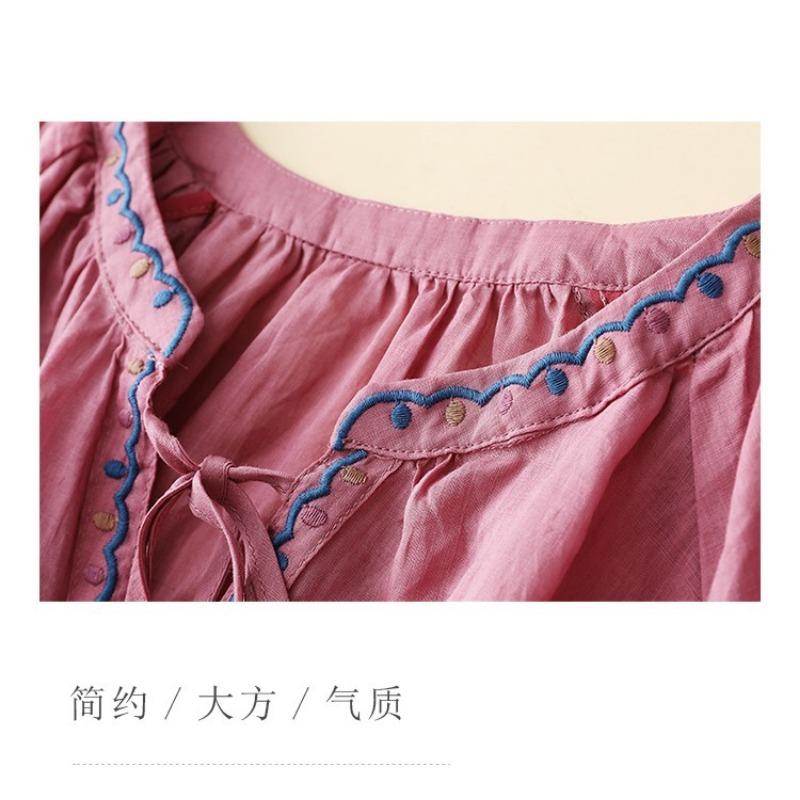 New Embroidered V-neck Summer Women Blosue Short Sleeve Loose T-shirt Ladies Sweet Solid Color Lace-up Shirts Office Clothing