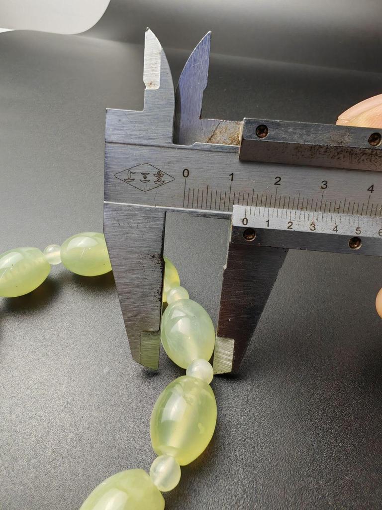 Unisex Ice-Transparent Xiu Jade Beaded Bracelet, High-Quality, Size 14×18, Ideal for DIY Jewelry