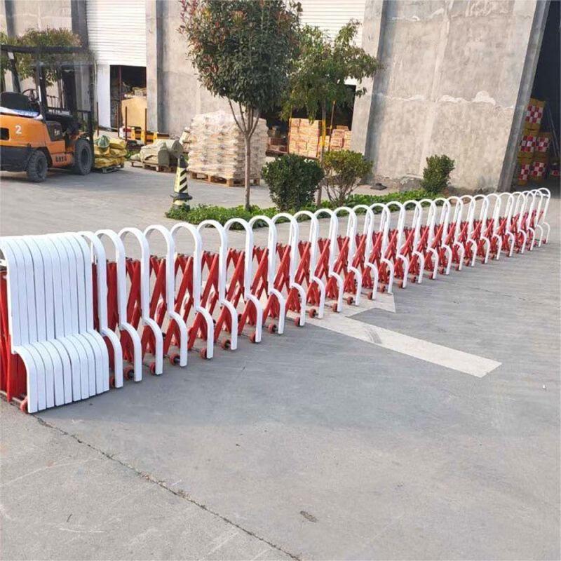 Heavy-Duty Retractable Security Barrier